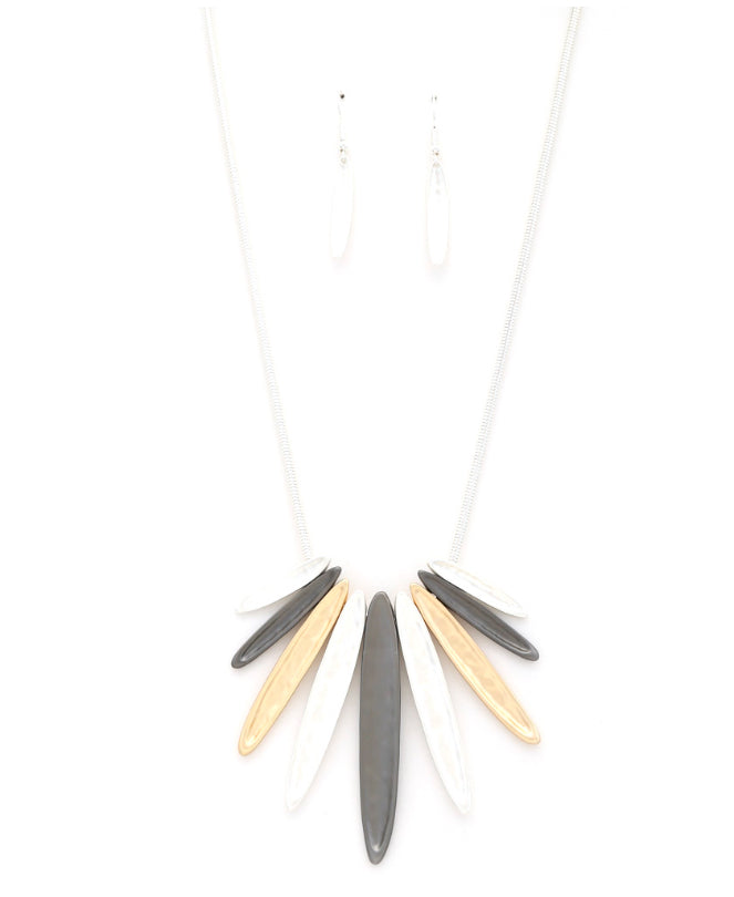 Metal Long Oval Pendant Necklace Set